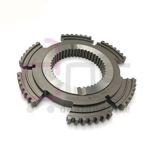 ZF Original Synchronizer Hub 1312304158. Suitable for 1312304181,0002625635,81324200181,5001842925,93163871,1250147,95570551.Weight 1.815 Kg.